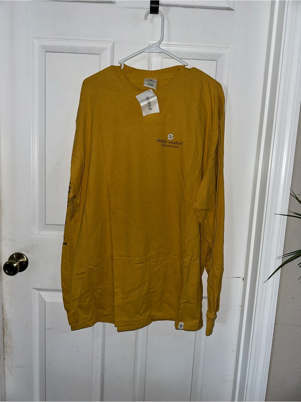 NWT Simply Southern Be Kind To Nurses Shirt Size XL
